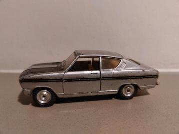 Gama Opel Kadett Coupe Rallye 1:43 beschikbaar voor biedingen