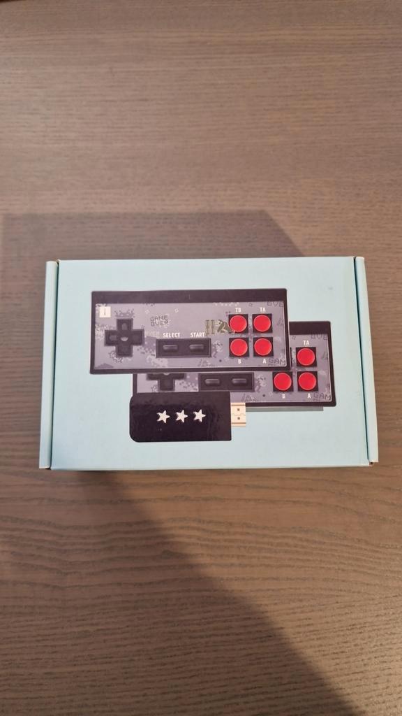 Retro gaming console 638 built in games - Plug and Play, Spelcomputers en Games, Games | Nintendo NES, Zo goed als nieuw, 1 speler