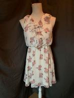 Romantisch zomer mini jurkje, Maat 38/40 (M), Wit, Ophalen of Verzenden, Zo goed als nieuw