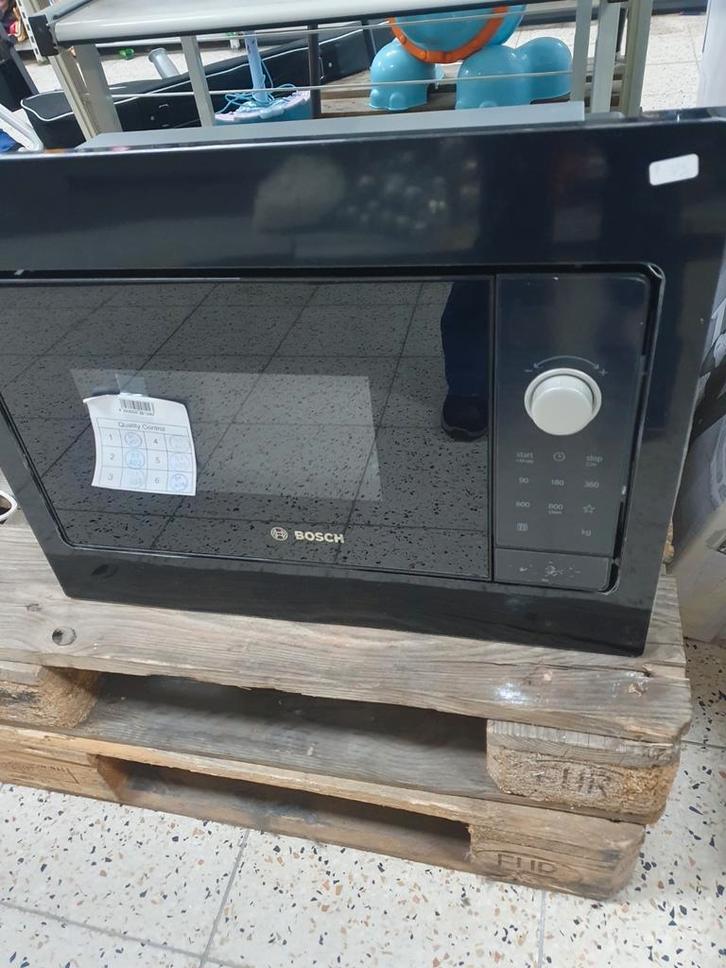 Nieuwe Bosch Inbouw Magnetron, Witgoed en Apparatuur, Magnetrons, Ophalen of Verzenden