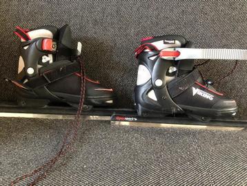Viking schaatsen(combinoren) beschikbaar voor biedingen
