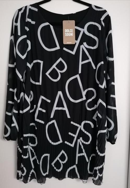 MOOIE lange zwarte blouse met witte letters mt. L, Kleding | Dames, Blouses en Tunieken, Nieuw, Maat 42/44 (L), Zwart, Ophalen of Verzenden