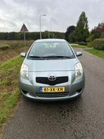 Toyota Yaris 1.3 16V Vvt-i 5DR SOL MMT 2007 Grijs, 750 kg, 4 cilinders, Origineel Nederlands, Metallic lak