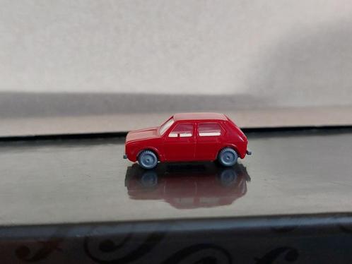 Fleischmann 9810 - VW Golf (type I) (12409), Hobby en Vrije tijd, Modeltreinen | N-Spoor, Gebruikt, Overige typen, Gelijkstroom