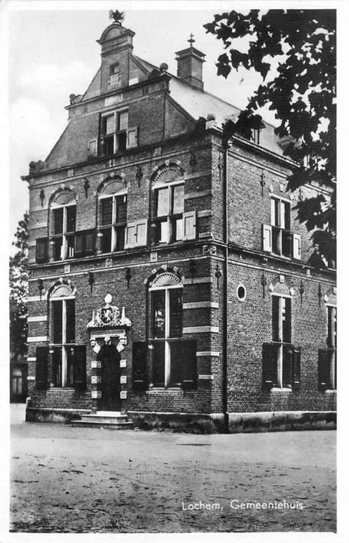 (377-609-021) Lochem Gemeentehuis, Verzamelen, Ansichtkaarten | Nederland, Gelderland, Verzenden