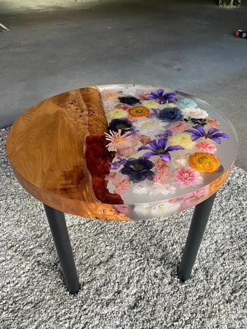 epoxy bijzzettafel beschikbaar voor biedingen