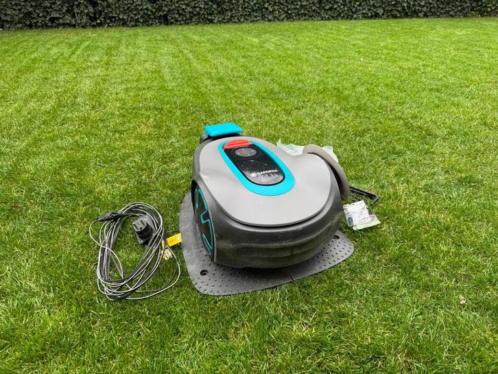 Gardena Sileno Minimo 250 Robotmaaier ca. 20 mnd garantie, Tuin en Terras, Robotmaaiers, Gebruikt, Minder dan 20 cm, Bestuurbaar via app