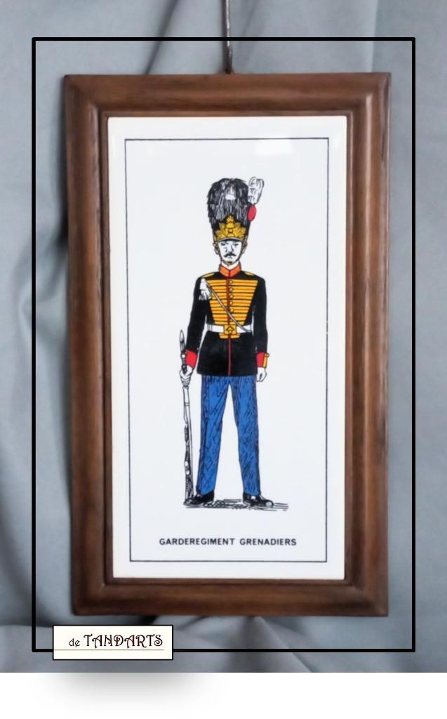 Garderegiment Grenadiers, 20 x 10 cm, Verzamelen, Militaria | Algemeen, Marechaussee, Nederland, Ophalen of Verzenden