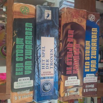 George R.R. Martin Game of Thrones 1 tot en met 4  beschikbaar voor biedingen