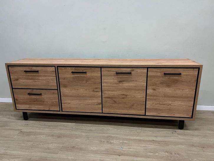 Dressoir Ostrava 220cm van Happy@Home nu voor €799,-, Huis en Inrichting, Lampen | Vloerlampen, Nieuw, Minder dan 100 cm, Hout