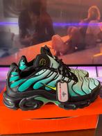 Nike TN Limited Edition Heren Sneakers maat 44 in doos, Ophalen of Verzenden, Zo goed als nieuw, Overige kleuren, Sneakers of Gympen