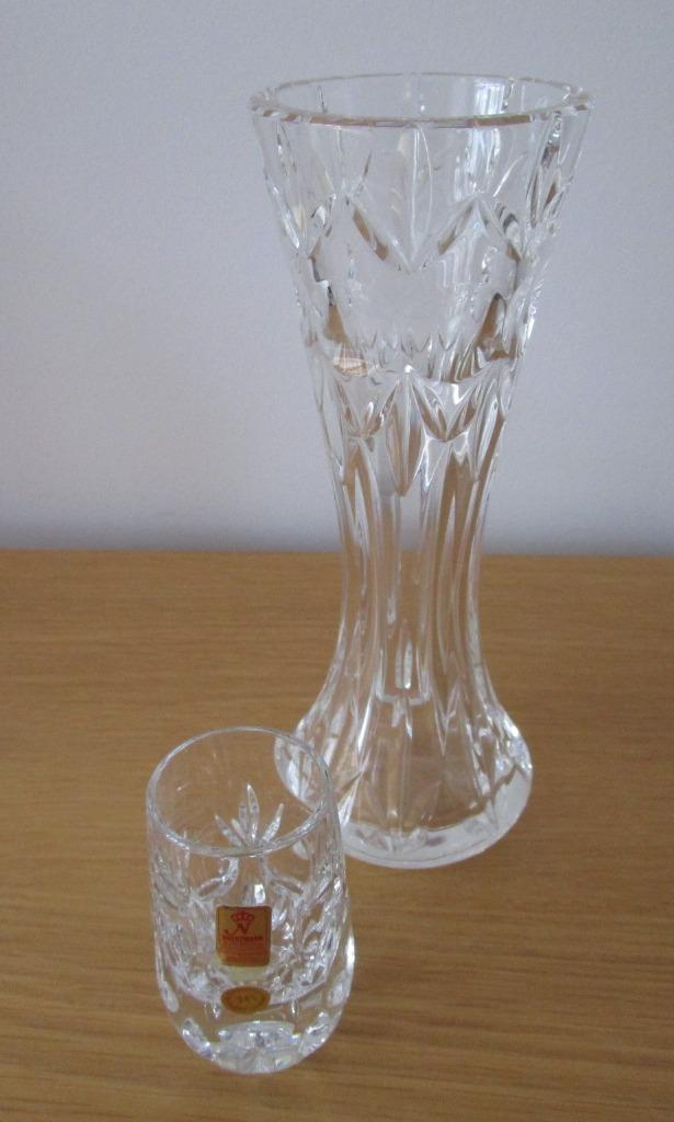 Nachtmann Bleikristal (lepel)vaasje 7½cm hg en vaas 19cm hg, Antiek en Kunst, Antiek | Glas en Kristal, Verzenden