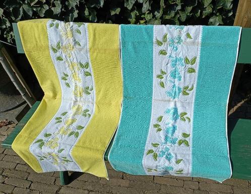 Vintage NIEUWE badstof katoen bad handdoek 110 x 53 cm (HB10, Huis en Inrichting, Badkamer | Badtextiel en Accessoires, Nieuw
