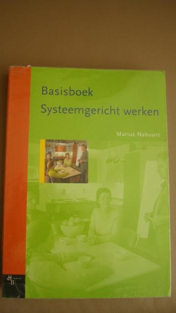 Basisboek systeemgericht werken beschikbaar voor biedingen