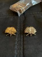 Nr.1 linker kraagspiegel embleem mobiele colonnes, Verzamelen, Militaria | Algemeen, Ophalen, Landmacht, Nederland, Embleem of Badge