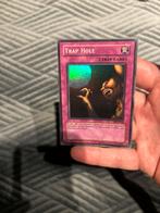 Yugioh 2002 LOB Trap Hole, Hobby en Vrije tijd, Verzamelkaartspellen | Yu-gi-Oh!, Ophalen of Verzenden, Zo goed als nieuw