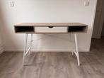 Bureau hout kleur met lade, Huis en Inrichting, Bureaus, Ophalen, Gebruikt, Bureau