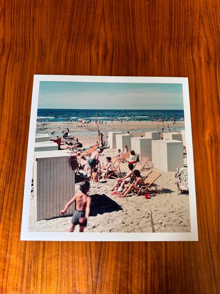 1x Strand Scène in Zandvoort, 1962 | zee, kleine oplage, Verzamelen, Foto's en Prenten, Zo goed als nieuw, Overige onderwerpen