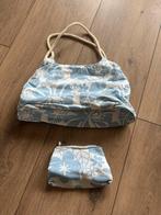 Zomertasje met toilettasje - Nieuw!, Sieraden, Tassen en Uiterlijk, Tassen | Damestassen, Ophalen of Verzenden, Nieuw, Blauw, Handtas