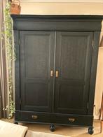 Antieke zwarte kast, Antiek en Kunst, Antiek | Meubels | Kasten, Ophalen