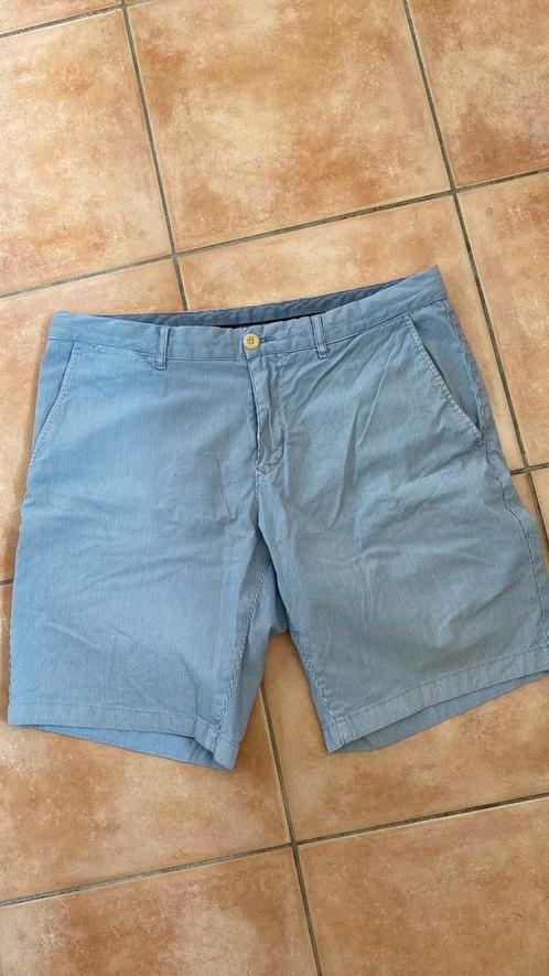 Tommy Hilfiger korte broek maat 36, Kleding | Heren, Broeken en Pantalons, Zo goed als nieuw, Maat 52/54 (L), Blauw, Ophalen of Verzenden