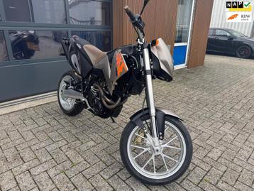 KTM Tour 640 Duke LC4 Zeer nette motor! beschikbaar voor biedingen
