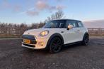 Mini JCW 1.2 102pk 2016 ONE Wit, stoelverw, climate, Auto's, Mini, Stof, Zwart, Metallic lak, 4 stoelen