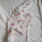 Mooi leuk tussen jasje met kersjes erop, Kinderen en Baby's, Babykleding | Maat 62, Meisje, Ophalen of Verzenden, Zo goed als nieuw