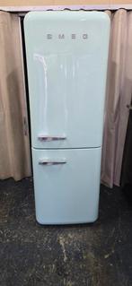 Smeg koelkast pastelgroen gratis bezorging!, Witgoed en Apparatuur, Koelkasten en IJskasten, Ophalen, 200 liter of meer, Met aparte vriezer