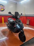 Piaggio zip 150CC LC Brom met swingarm, Fietsen en Brommers, Brommeronderdelen | Scooters, Ophalen, Zo goed als nieuw, Overige typen