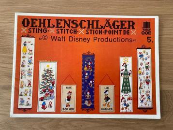 Vintage borduurboek voor de kerst met Donald Duck en neefjes beschikbaar voor biedingen