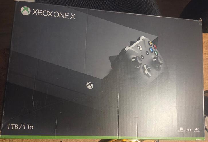 Xbox one x kinect 360 slim en kinect one 2.0, Spelcomputers en Games, Spelcomputers | Xbox One, Gebruikt, Xbox One X, 1 TB, Met 1 controller