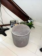 Voetenbank/poef grijs, Ophalen, Gebruikt, Rond, Minder dan 50 cm