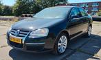 Volkswagen Jetta 1.6 FSI 85KW 2007 Zwart/ distributie kettin, Voorwielaandrijving, 4 cilinders, 1246 kg, Zwart