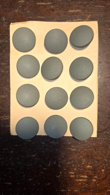 Duitse uniform knopen 1944 beschikbaar voor biedingen