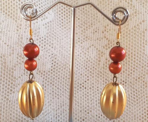 Oude Franse Oorbellen. Licht in Gewicht. GRATIS Verzenden, Sieraden, Tassen en Uiterlijk, Antieke sieraden, Oorbellen, Overige materialen