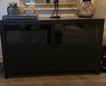 Stoere Industriële Metalen Kast - 125cm beschikbaar voor biedingen