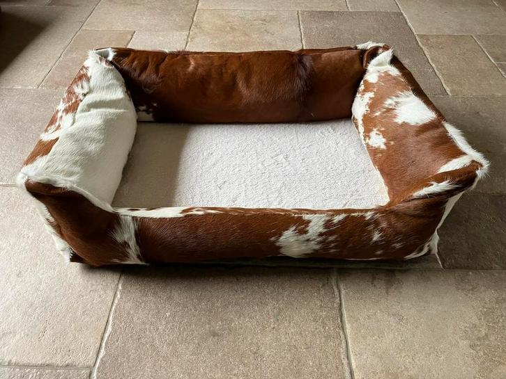 Koeienhuid hondenmanden, Dieren en Toebehoren, Hondenmanden, Nieuw, Leer, Ophalen of Verzenden