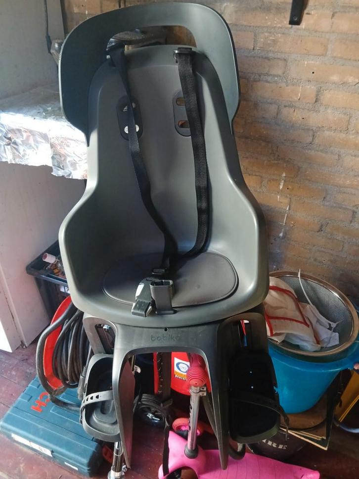 2 Bobike zitjes voor achterop, Fietsen en Brommers, Fietsaccessoires | Fietsstoeltjes, Gebruikt, Achterzitje, Voetsteuntjes, Ophalen