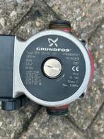 GRUNDFOS UPS 25-50-130 cv-pomp, Ophalen of Verzenden, Zo goed als nieuw