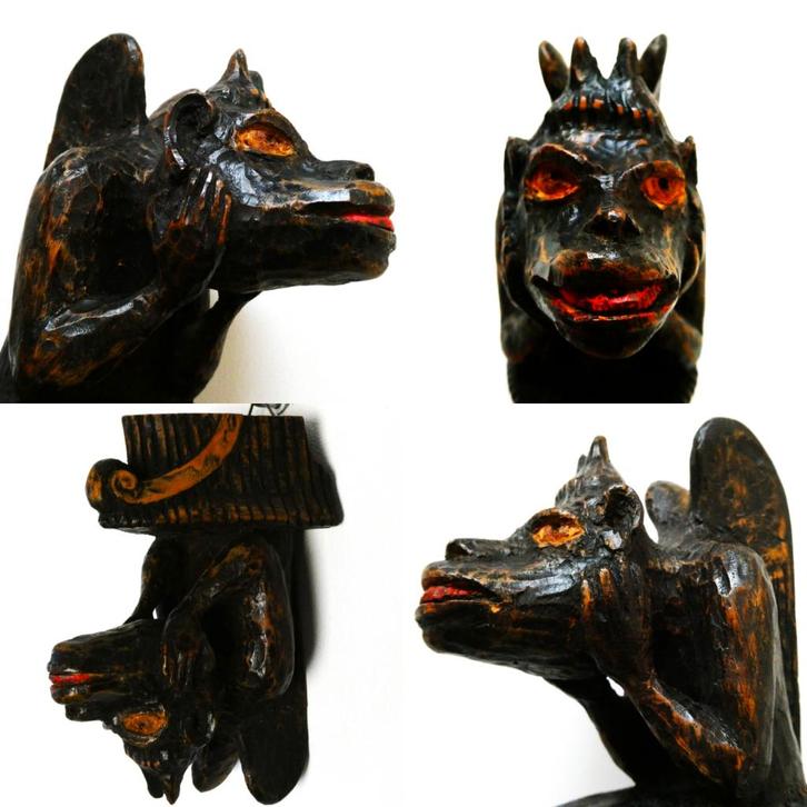 Een houtgesneden console met een vleermuis wandtafel, Antiek en Kunst, Kunst | Beelden en Houtsnijwerken, Ophalen of Verzenden