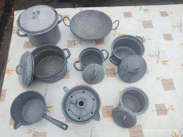 Set 8x emaille pannen, wolkjes pan, wok / melk pan Vintage  beschikbaar voor biedingen