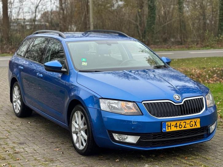 Skoda Octavia Combi 1.4 TSI Greentech Ambition DSG Navi, Auto's, Skoda, Bedrijf, Te koop, Octavia, ABS, Airbags, Airconditioning