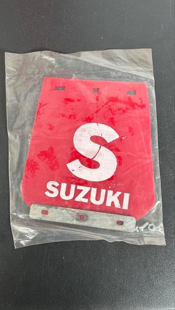 Spatlap nieuw Suzuki brommer geel of rood beschikbaar voor biedingen