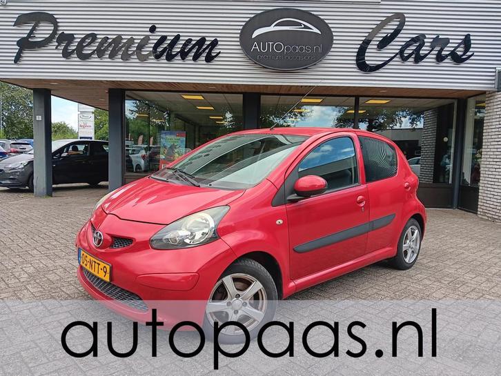 Toyota Aygo 1.0-12V 5drs dealeronderhouden,LMV|nw apk,voorba, Auto's, Toyota, Bedrijf, Te koop, Aygo, ABS, Airbags, Alarm, Radio