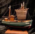 Vissersboot “Ben 10”, Hobby en Vrije tijd, Modelbouw | Boten en Schepen, Ophalen of Verzenden, Zo goed als nieuw