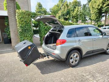 Te Huur trekhaak koffer  beschikbaar voor biedingen