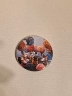 B005 Button Fabeltjeskrant, Verzamelen, Ophalen of Verzenden, Gebruikt, Dier of Natuur, Button