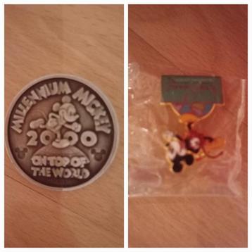 Wdcc munt en pin Mickey on top of the world te koop, perfect beschikbaar voor biedingen