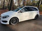 Mercedes Benz B-Klasse AMG B180 2015 pano aut cc, 65 €/maand, 1325 kg, Zwart, 4 cilinders